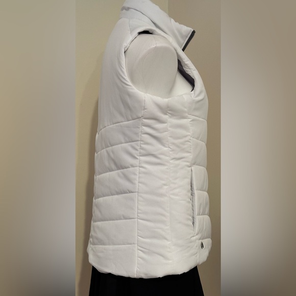 Holloway Sterling White Gray Quilted Vest With Pockets Sz M Slender Fit - Picture 6 of 9